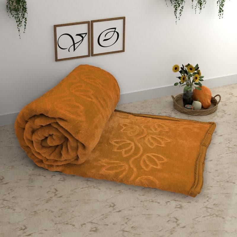 Buy Cozy Cocoon Blanket - Mustard Blankets from Vaaree