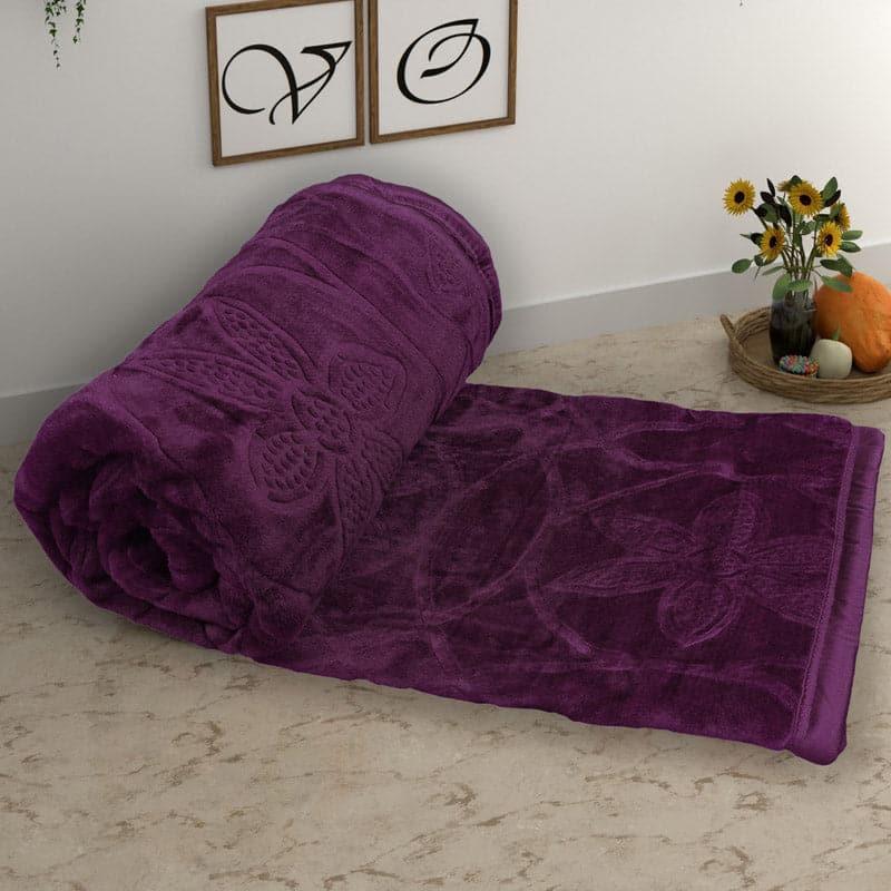 Buy Cozy Cocoon Blanket - Wine Blankets from Vaaree