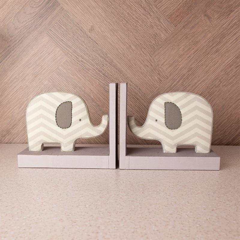 Buy Ellie Love Book Ends - Set Of Two Book End from Vaaree