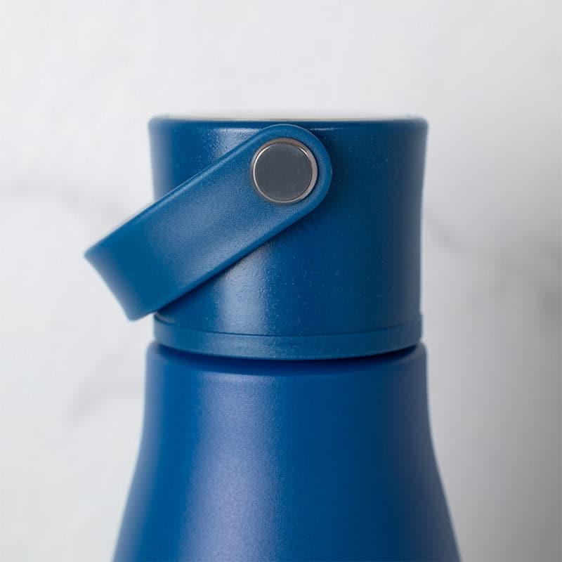 Buy Aquaro Hot & Cold Thermos Water Bottle (Blue) - 750 ML Bottle from Vaaree