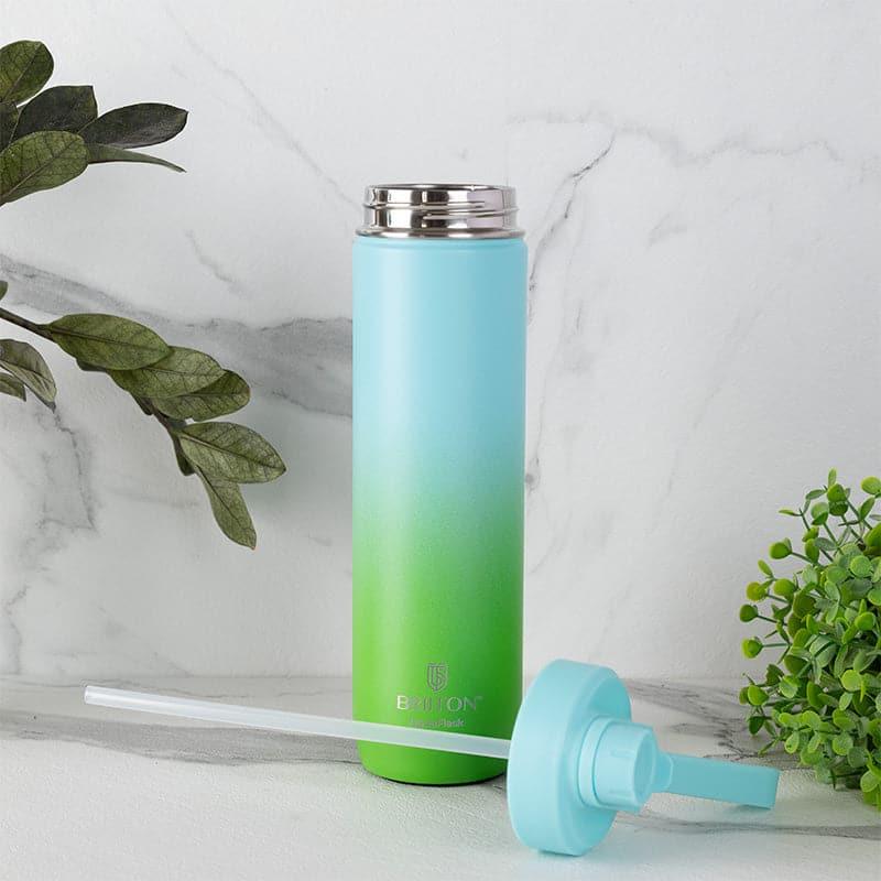 Buy Bristo Quench Dual Tone Hot & Cold Thermos Water Bottle (Green & Light Blue) - 750 ML Bottle from Vaaree