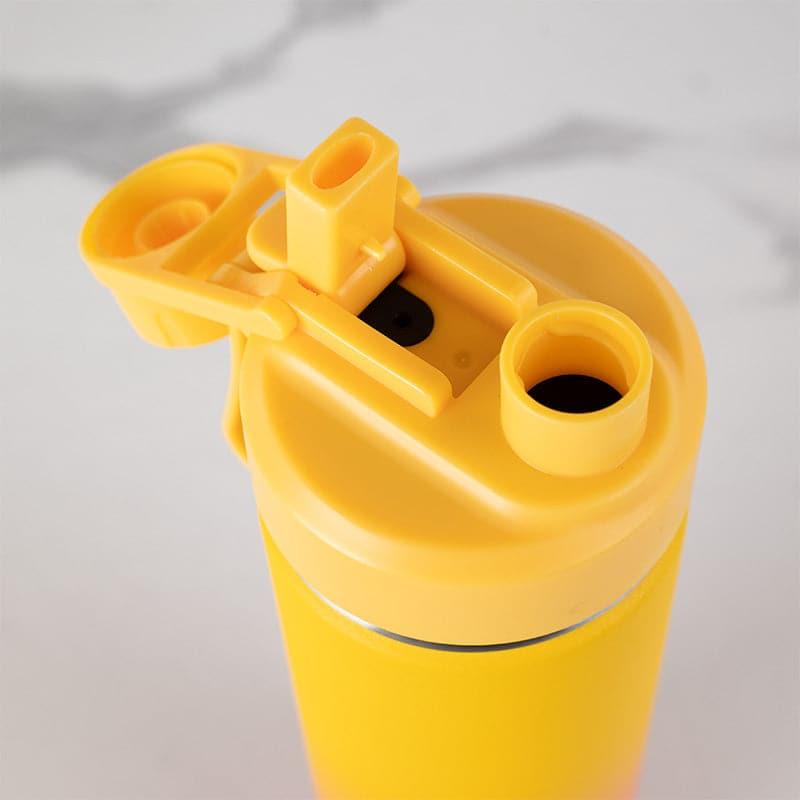 Buy Bristo Quench Dual Tone Hot & Cold Thermos Water Bottle (Yellow & Peach) - 750 ML Bottle from Vaaree