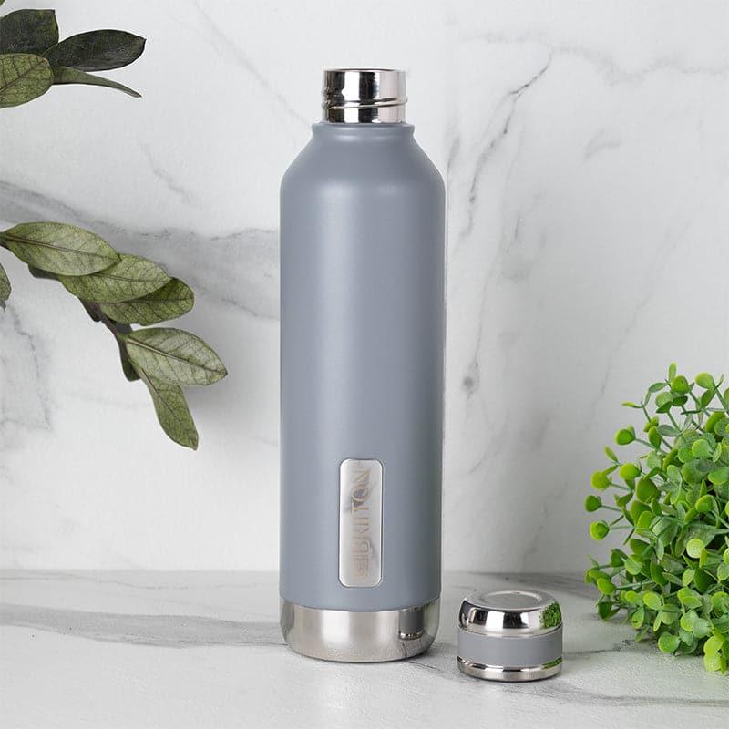 Buy Bristo Sip 750 ML Hot & Cold Thermos Water Bottle (Grey & Blue) - Set Of Two Bottle from Vaaree