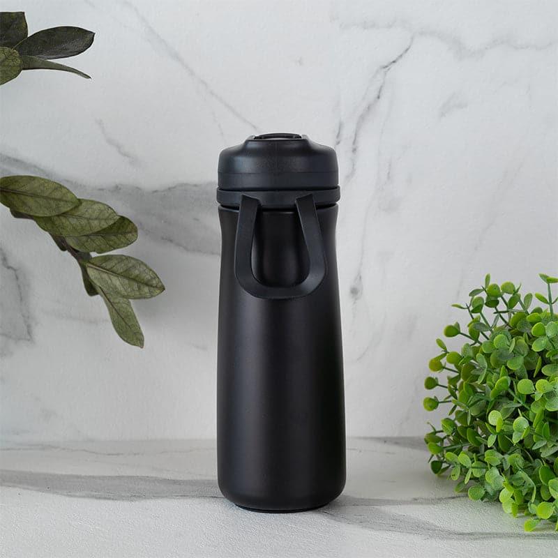 Buy H2O Splash 600 ML Hot & Cold Thermos Water Bottle (Black & White) - Set Of Two Bottle from Vaaree