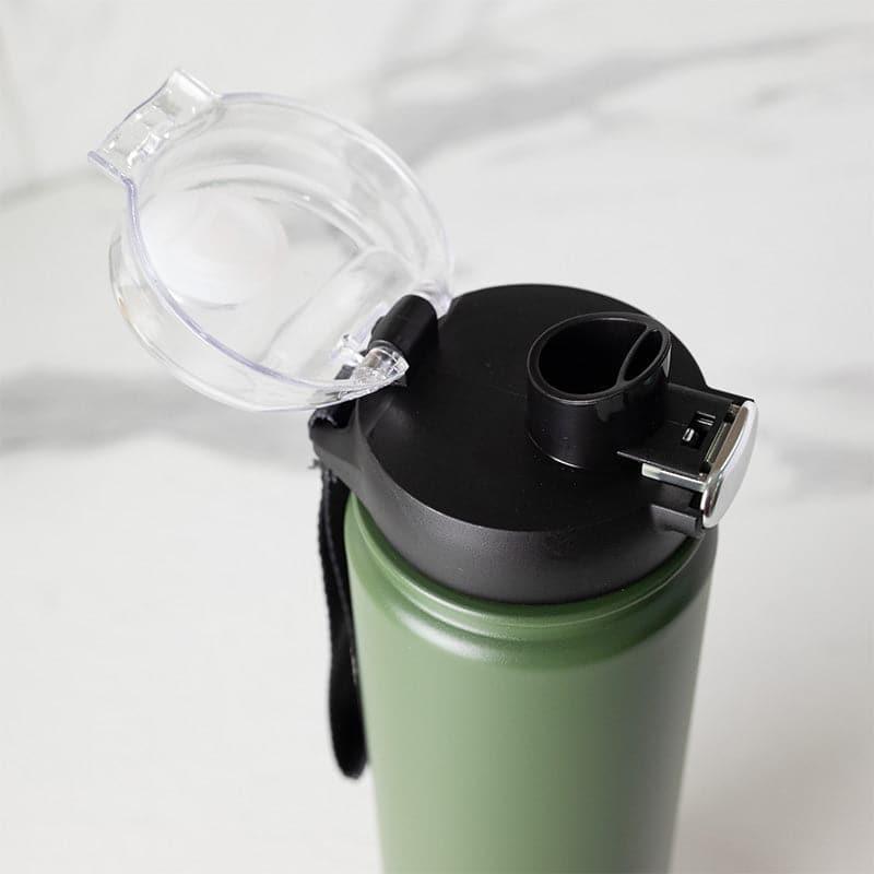 Buy Harpo Sip 750 ML Hot & Cold Thermos Water Bottle (Black & Green) - Set Of Two Bottle from Vaaree