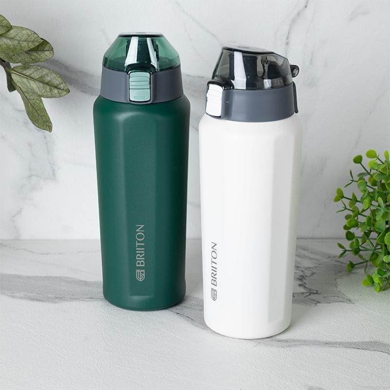 Buy Hydra Hue 650 ML Hot & Cold Thermos Water Bottle (Green & White) - Set Of Two Bottle from Vaaree