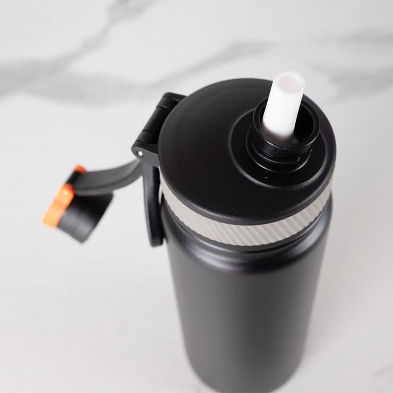 Buy Savour Sip 750 ML Hot & Cold Thermos Water Bottle (Black & Green) - Set Of Two Bottle from Vaaree