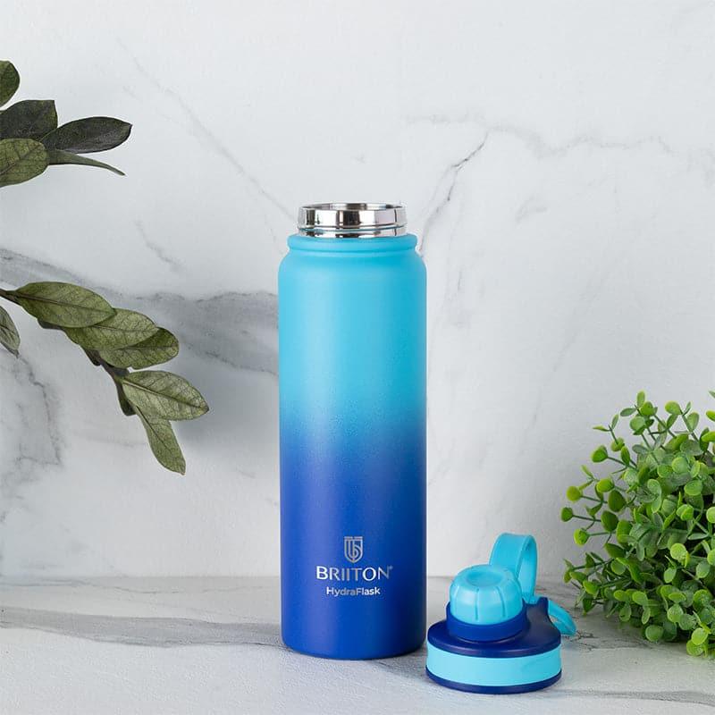 Buy Serene Sip 800 ML Hot & Cold Thermos Water Bottle (Green & Blue) - Set Of Two Bottle from Vaaree