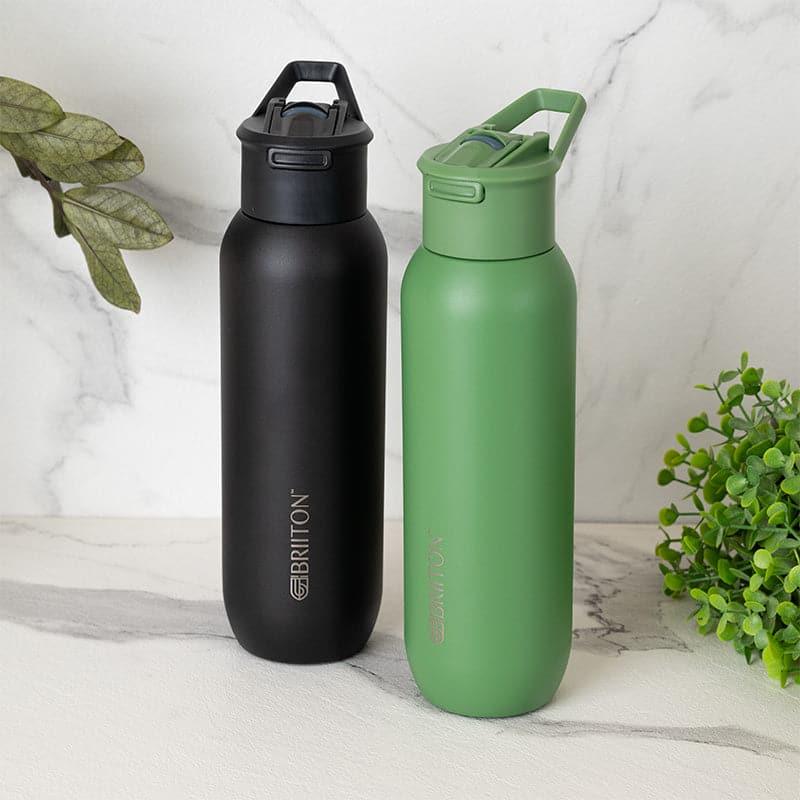 Buy Sleek Sip 630 ML Hot & Cold Thermos Water Bottle (Black & Green) - Set Of Two Bottle from Vaaree