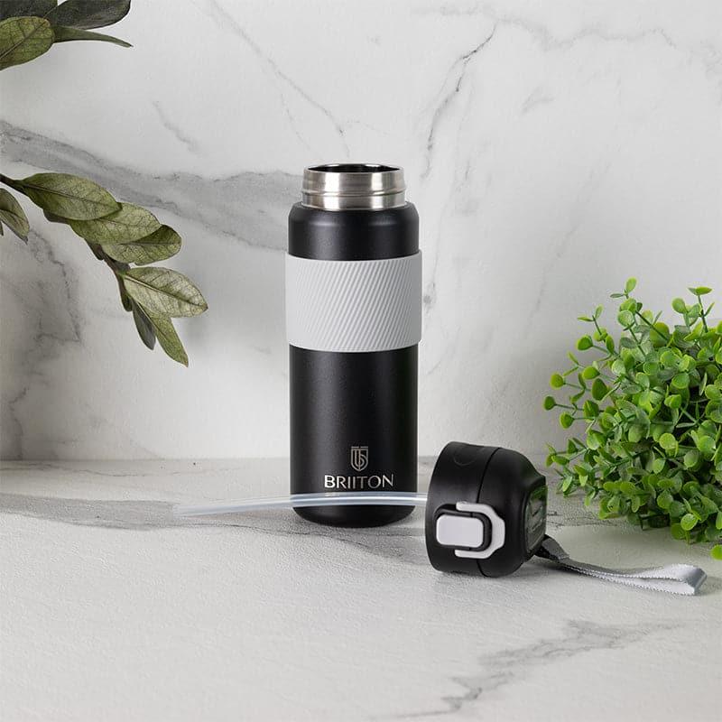 Buy Speed Hot & Cold Thermos Water Bottle (Black) - 650 ML Bottle from Vaaree