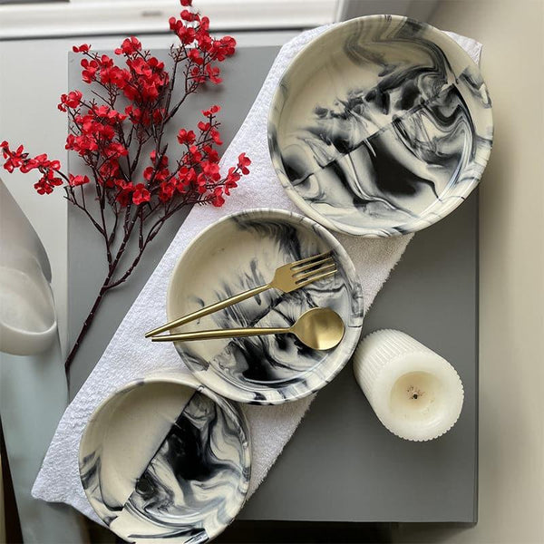 Buy Derine Flat Bowl - Set Of Three Bowl from Vaaree