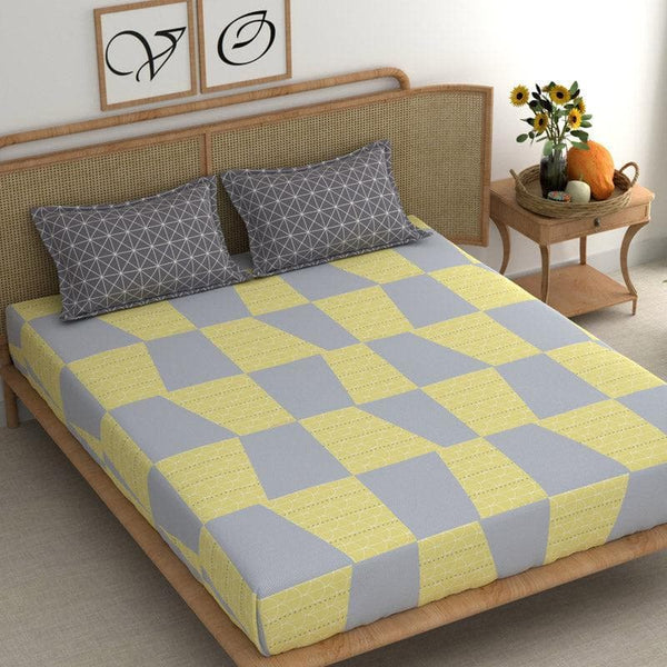 Buy Maris Geometric Bedsheet at Vaaree online | Beautiful Bedsheets to choose from
