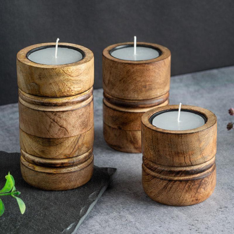 Buy Mirzo Candle Stand - Set Of Three Candle Holders from Vaaree