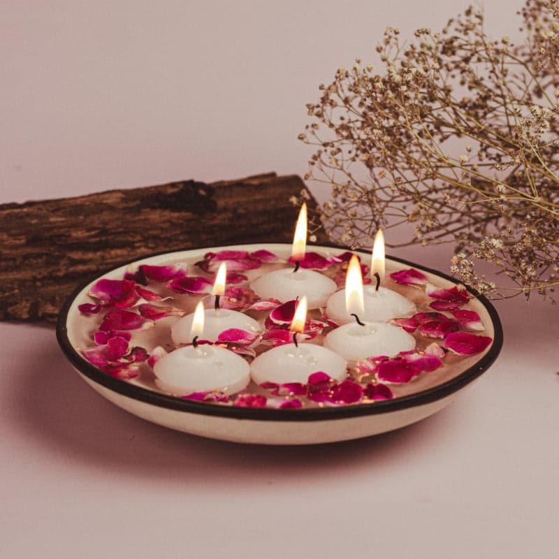 Buy Arran Unscented Tealight Candle - Set Of Twenty Candles from Vaaree