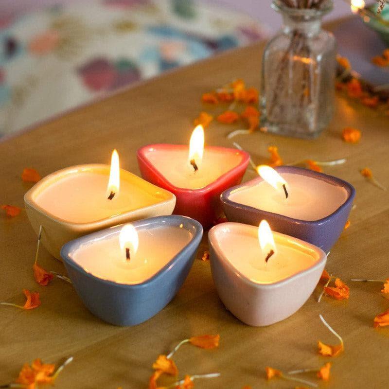 Buy Bright Side Organic Shaped Diwali Diyas - Set of 5 Candles from Vaaree