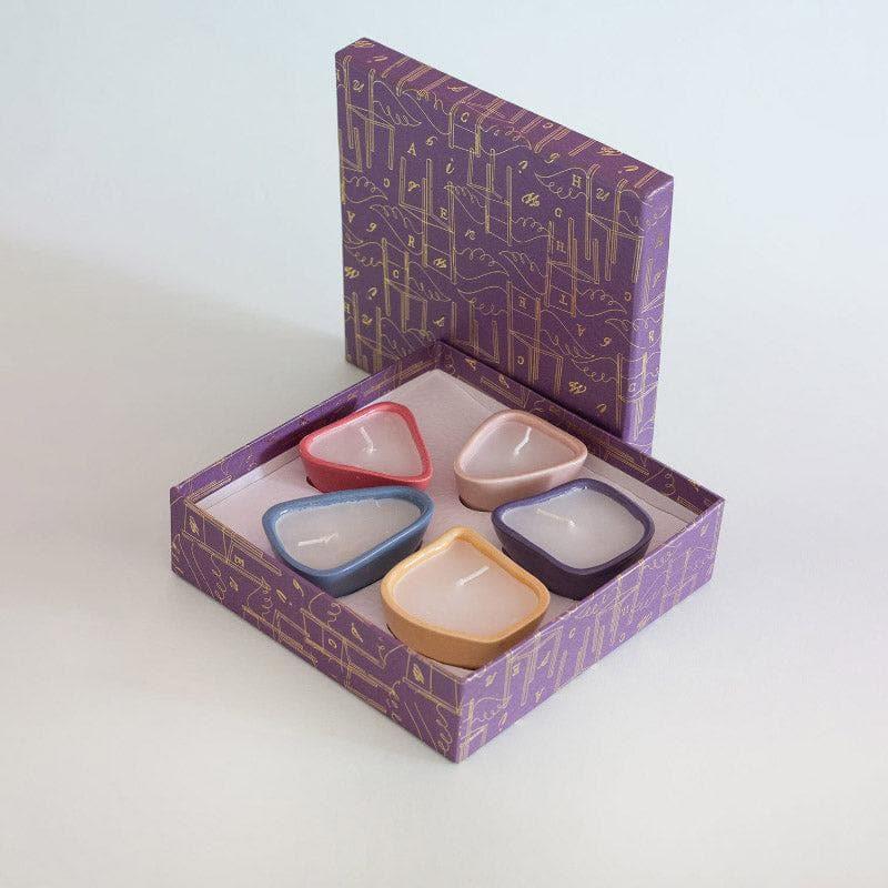 Buy Bright Side Organic Shaped Diwali Diyas - Set of 5 Candles from Vaaree