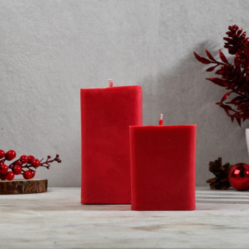 Buy Merry & Bright Scented Candle (Set Of Two) - Bergamot Vanilla Candles from Vaaree