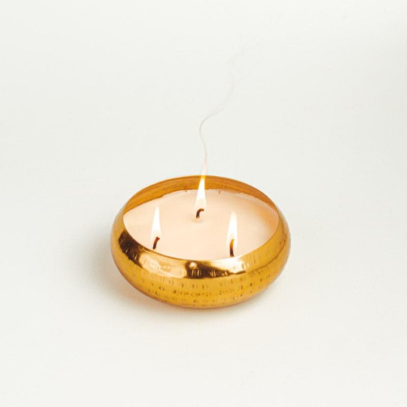 Buy Novara Oudh Scented Bowl Candle - Small Candles from Vaaree