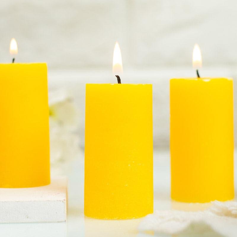 Buy Zabini Vanilla Scented Pillar Candle - Set Of Five Candles from Vaaree