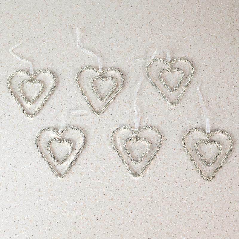 Buy Has My Heart Christmas Ornament - Set Of Six Christmas Ornaments from Vaaree