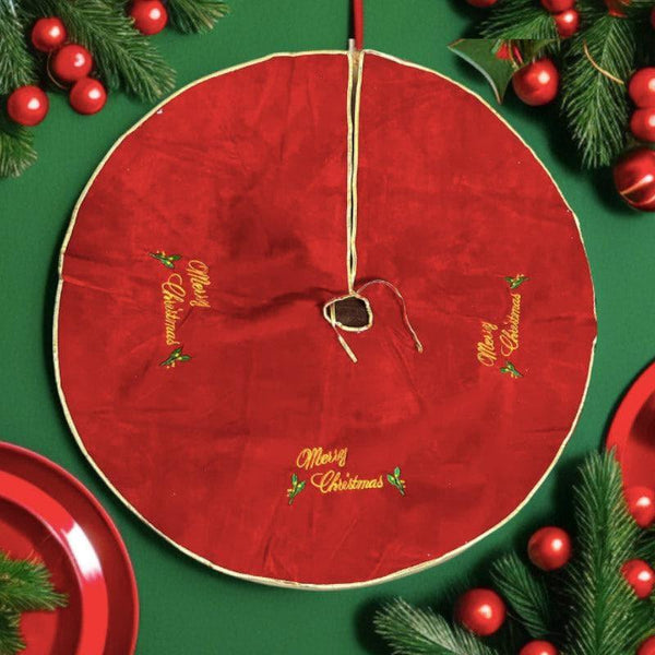 Christmas Ornaments - Red Roots Christmans Tree Skirt