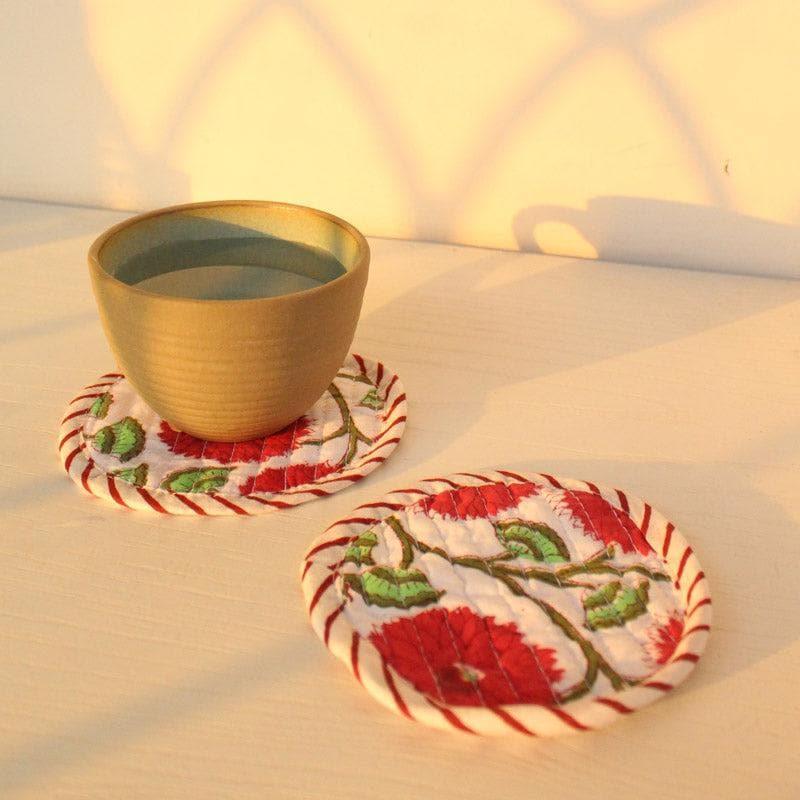 Buy Daisy Garden - Set Of Four Coasters from Vaaree