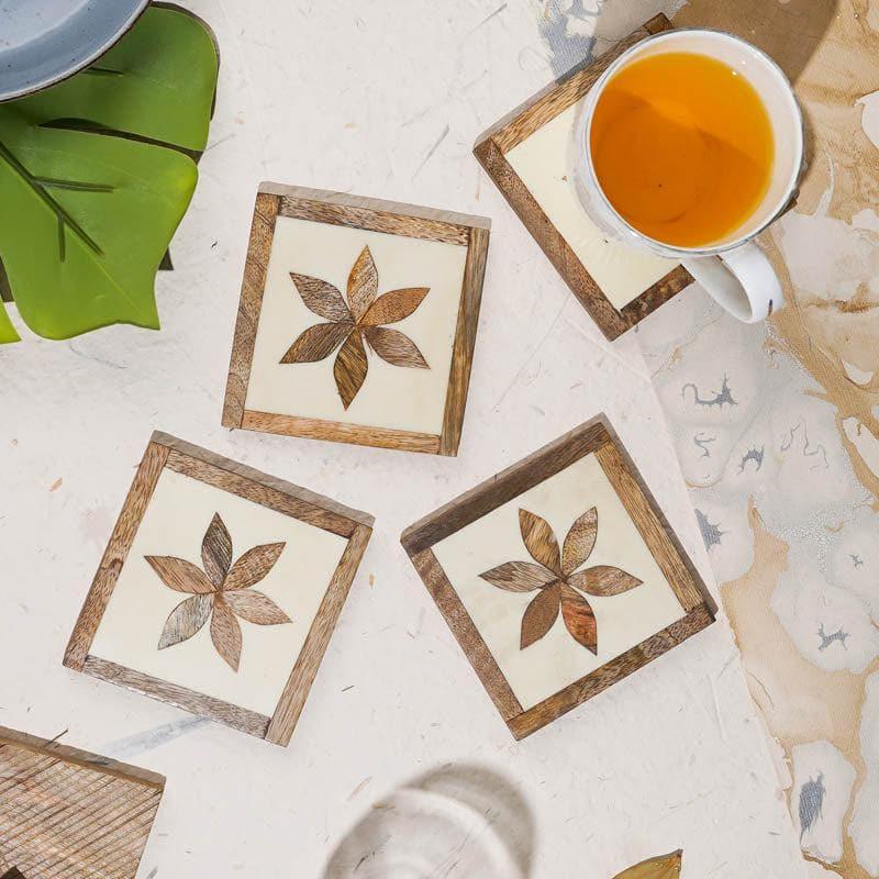 Buy Floral Fuse Coaster - Set Of Four Coasters from Vaaree