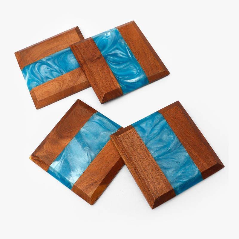 Buy Wavy Warmth Coaster - Set Of Four Coasters from Vaaree