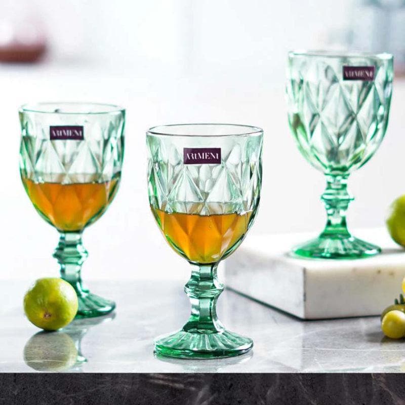 Buy Aurelia Goblet (Green) (270 ml ) - Set Of Four Cocktail Glasses from Vaaree