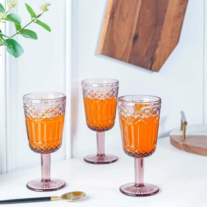 Buy Eunoia Gobelt (Wine) (270 ml ) - Set Of Four Cocktail Glasses from Vaaree