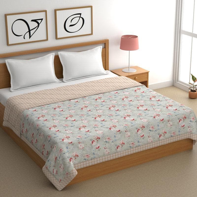 Buy Berna Floral Comforter Comforters & AC Quilts from Vaaree