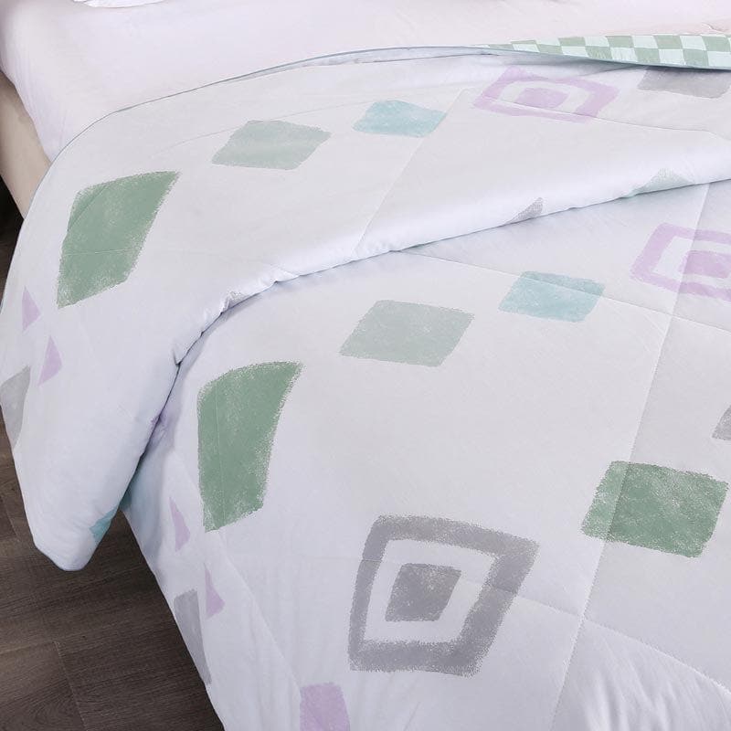 Buy Faint Rhombi Comforter Comforters & AC Quilts from Vaaree