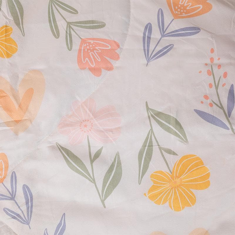 Buy Floral Funfair Comforter Comforters & AC Quilts from Vaaree