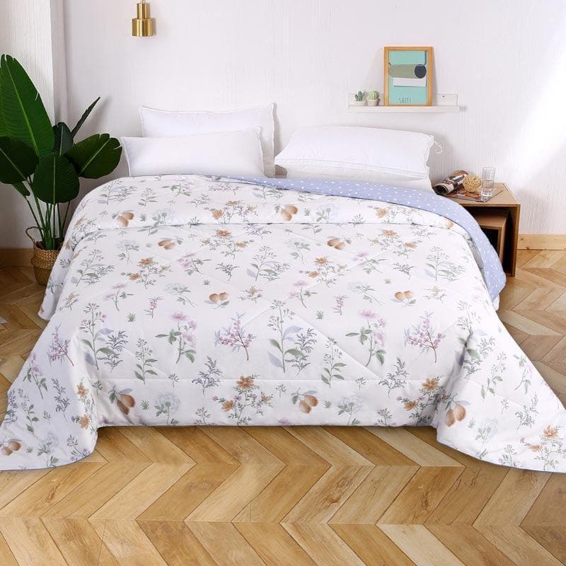 Buy Flowery Grace Comforter Comforters & AC Quilts from Vaaree