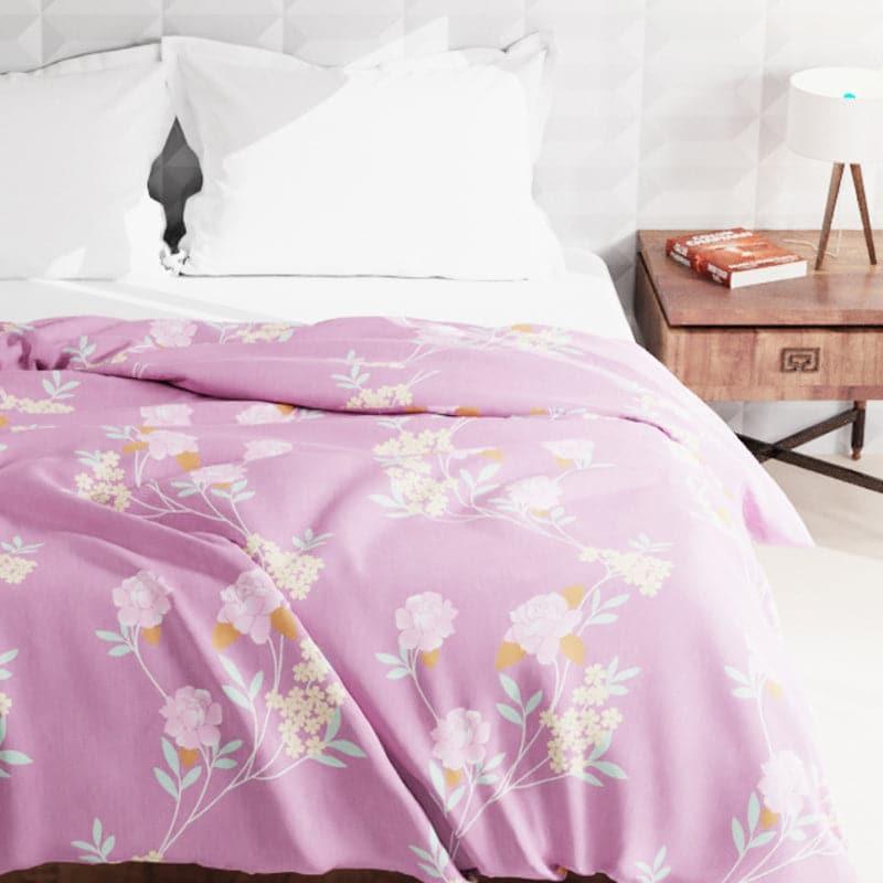 Buy Jitha Floral Comforter Comforters & AC Quilts from Vaaree