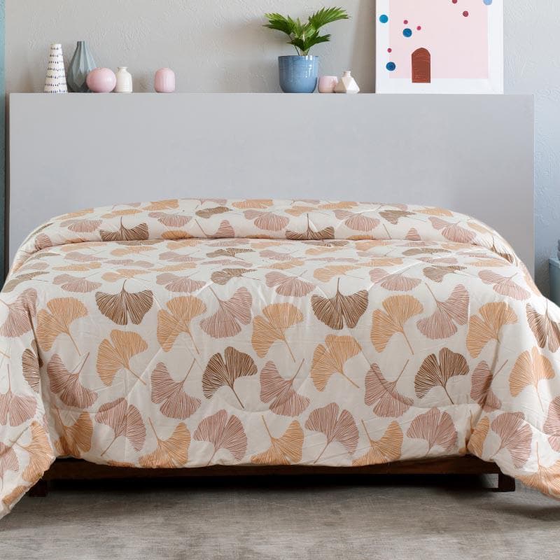 Buy Le Petalle Comforter Comforters & AC Quilts from Vaaree