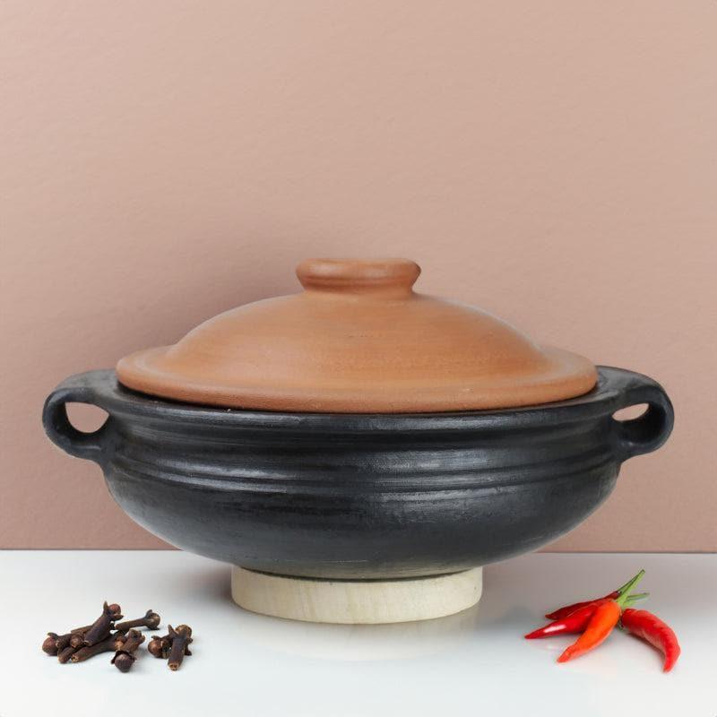 Buy Dilaab Urali Clay Pot With Lid Black 2000 ML / 10 Inches Handi from Vaaree