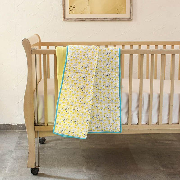 Crib Quilts - Buzzy Bee Quilt