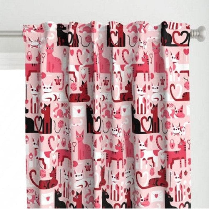 Buy Feline Flatter Curtain Curtains from Vaaree