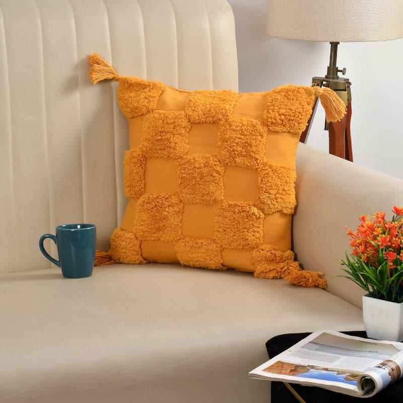 Buy Vaniya Tufted Cushion Cover Cushion Covers from Vaaree