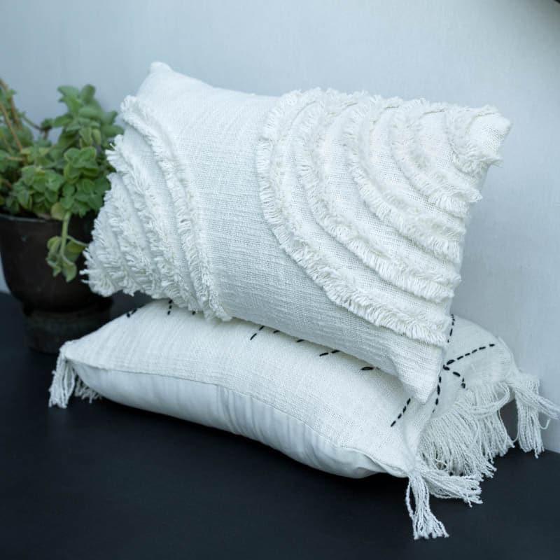 Buy Wavy Tufted Cushion Cover Cushion Covers from Vaaree