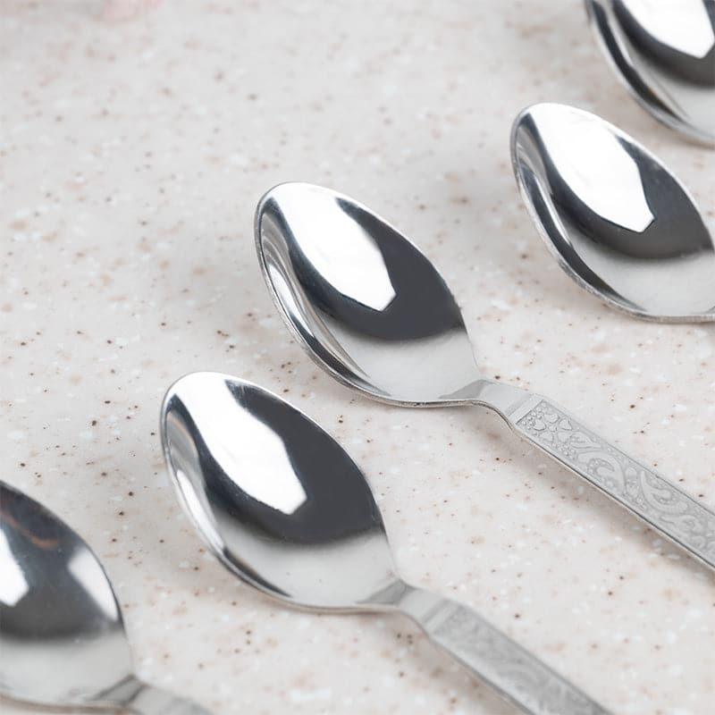 Buy Ibona Baby Spoon - Set Of Six Cutlery Set from Vaaree