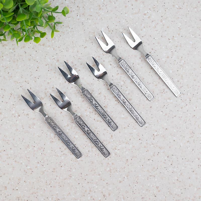 Buy Ibona Fruit Fork - Set Of Six Cutlery Set from Vaaree