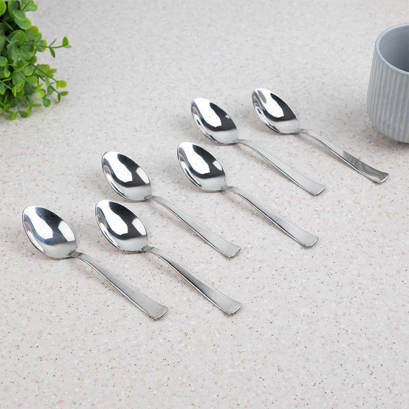 Buy Vidaara Baby Spoon - Set Of Six Cutlery Set from Vaaree