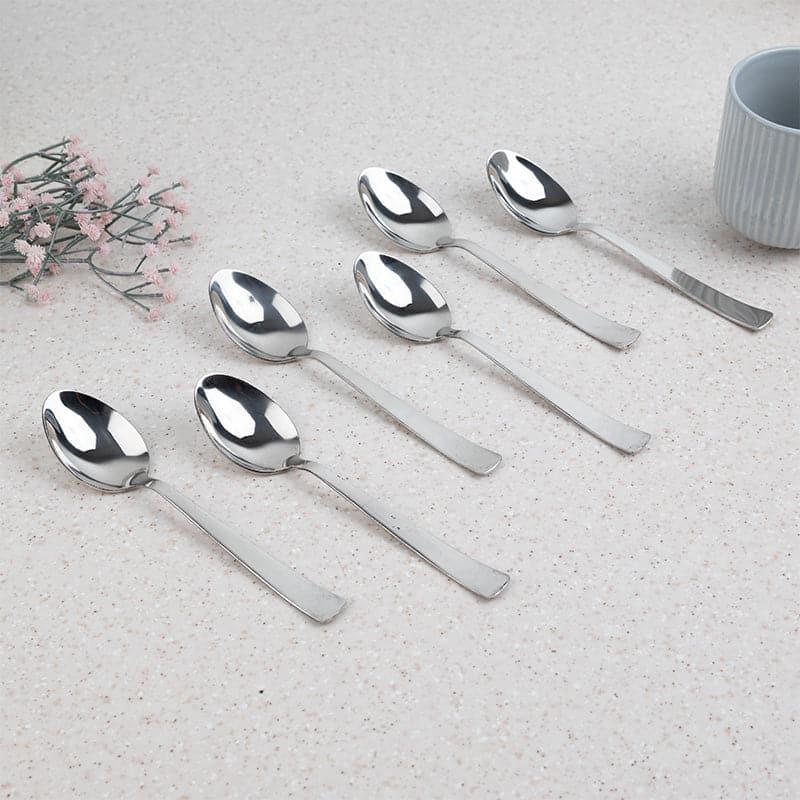 Buy Vidaara Dessert Spoon - Set Of Six Cutlery Set from Vaaree