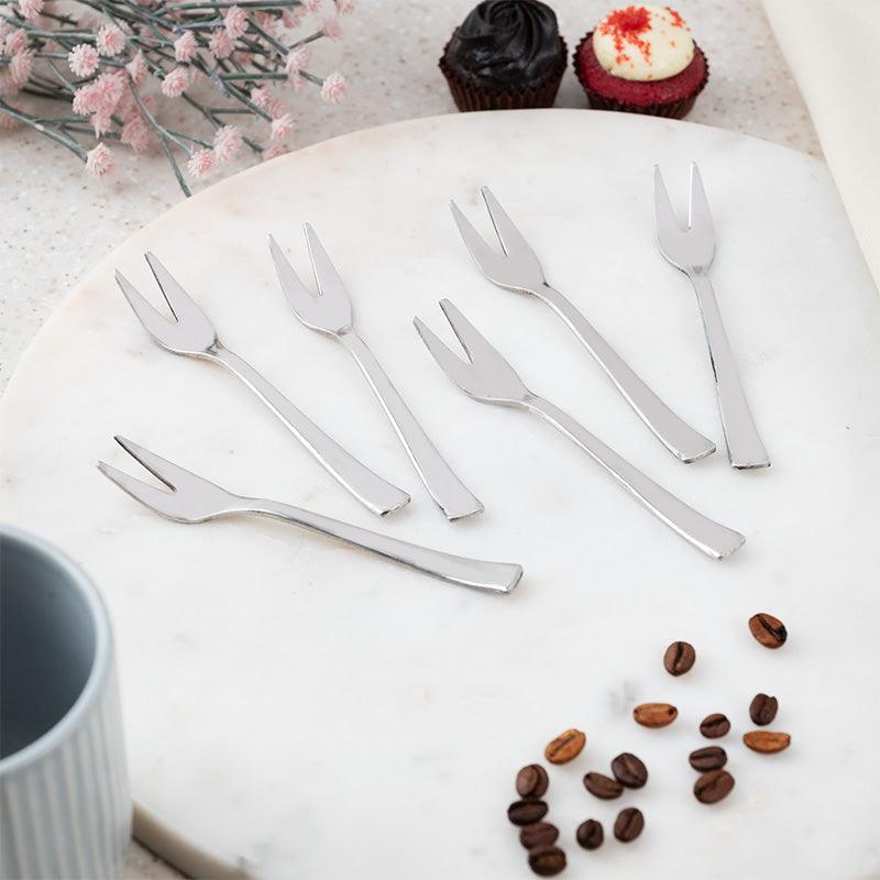 Buy Vidaara Fruit Fork - Set Of Six Cutlery Set from Vaaree