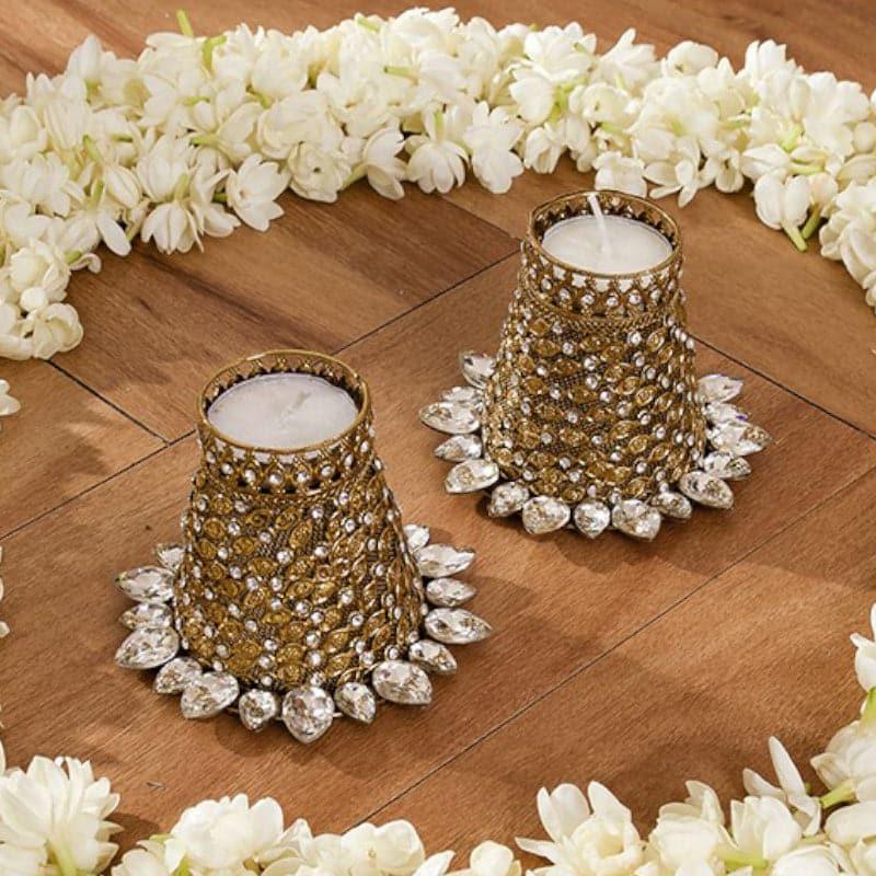 Buy Ajuna Festive Diya - Set Of Two Diyas from Vaaree