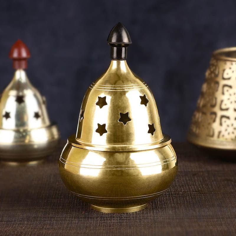 Buy Akhand Aarti Brass Diya - Large Diyas from Vaaree