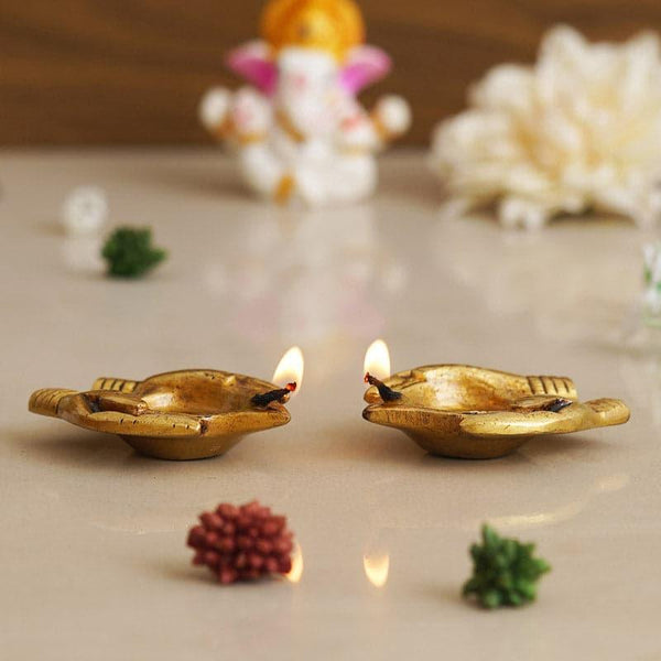 Buy Barga Ethnic Diya - Set Of Two Diyas from Vaaree