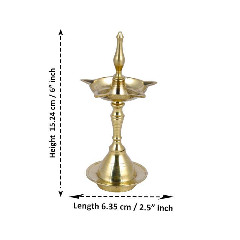 Buy Brass Kerala Kuthuvilakku Oil Lamp Diyas from Vaaree